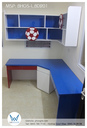 Màu sắc của từng chi tiết đều được tư vấn cho chị Hương để mang đến hiệu ứng về màu sắc bắt mắt và vẫn mang lại hiệu quả tốt cho mắt khi ngồi học