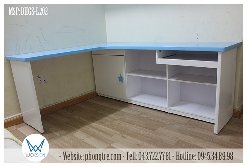 Phần bàn học kích thước góc chữ L 1m4x1m8 có tủ sách dưới mặt bàn