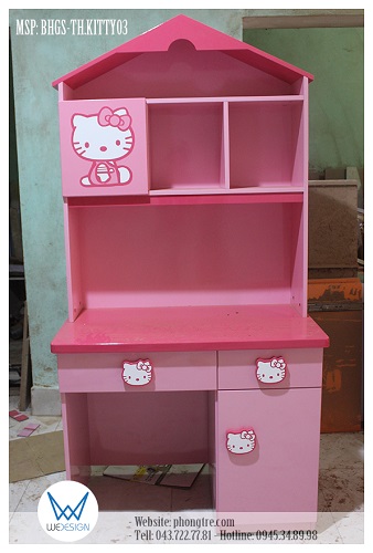 Bàn học liền giá sách ngôi nhà Hello Kitty được thiết kế tạo cảm giác thoải mái cho học sinh học tập