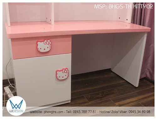 Mặt bàn học rộng 1m2, sâu 50cm, cao 63cm, phù hợp chiều cao cho bé vào lớp 1 ngồi học trong 5 năm và sử dụng được nhiều sách vở cùng lúc trên mặt bàn