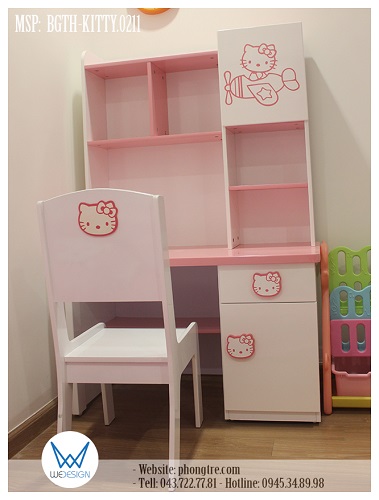 Góc học tập tươi sáng, thiết kế đa tiện ích, tạo cảm giác thoải mái mang năng lượng tích cực cho khả năng học tập của bé gái với bàn ghế tiểu học Hello Kitty lái máy bay
