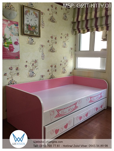 Giường tầng thấp kiểu sofa trang trí Kitty và tên 2 bé