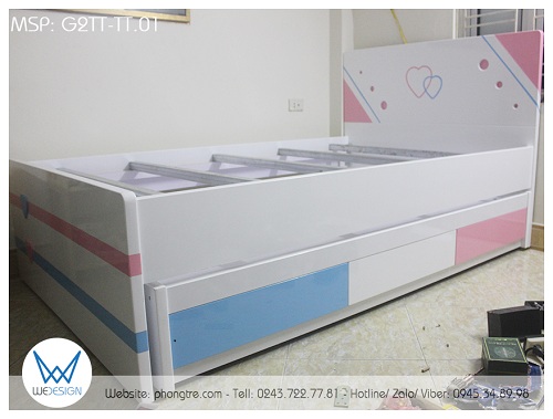 Giường tầng trên sử dụng thang sắt hộp vuông 4 làm thang giường