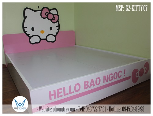 Giường ngủ Hello Kitty trang trí dải nơ xinh và tên bé G2-KITTY.07