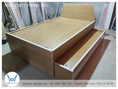 Cả 2 tầng giường đều sử dụng dát phản nguyên tấm vân gỗ sồi tự nhiên