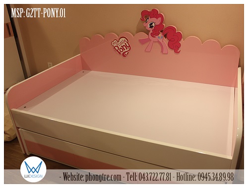 Giường tầng trên sử dụng dát phản MDF, tráng Melamin nguyên tấm, kích thước 1m2x2m