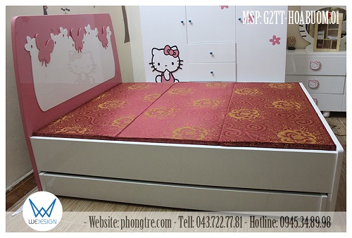 Giường tầng thấp trang trí đàn bướm bay lượn trên vườn hoa xinh dành cho phòng ngủ bé gái