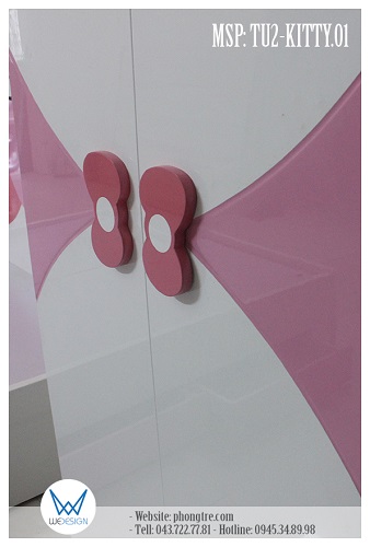 View chi tiết đường diềm trang trí & tay nắm hình nơ cài đầu của mèo Hello Kitty