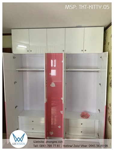 Kết cấu buồng tủ 2 cánh bên trong và buồng tủ 2 cánh bên ngoài giống nhau là 2 buồng tủ riêng của 2 bé gái