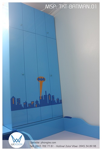 Tủ kịch trần thành phố Gotham có thiết kế có tủ để kho phía trên, tủ để đồ thường ngày phía dưới